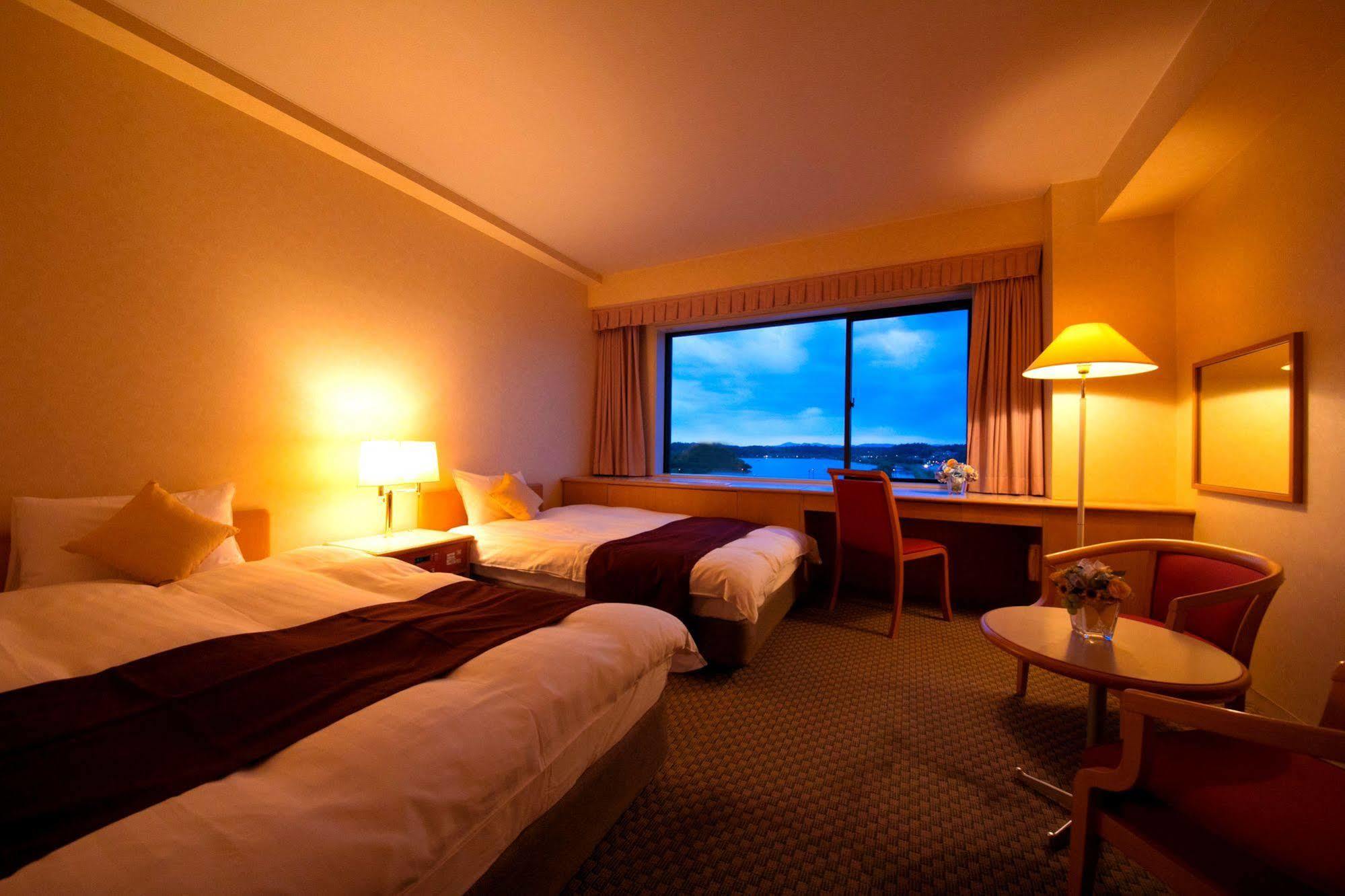 Mito Hotel Season Exteriör bild